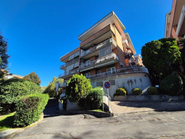 appartamento in vendita a Roma in zona Casalotti