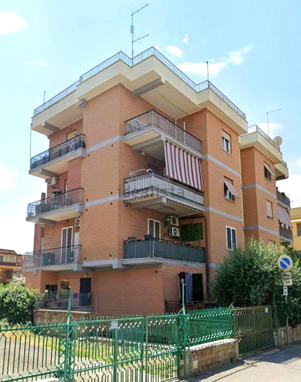 appartamento in vendita a Roma in zona Tor Vergata/Torrenova