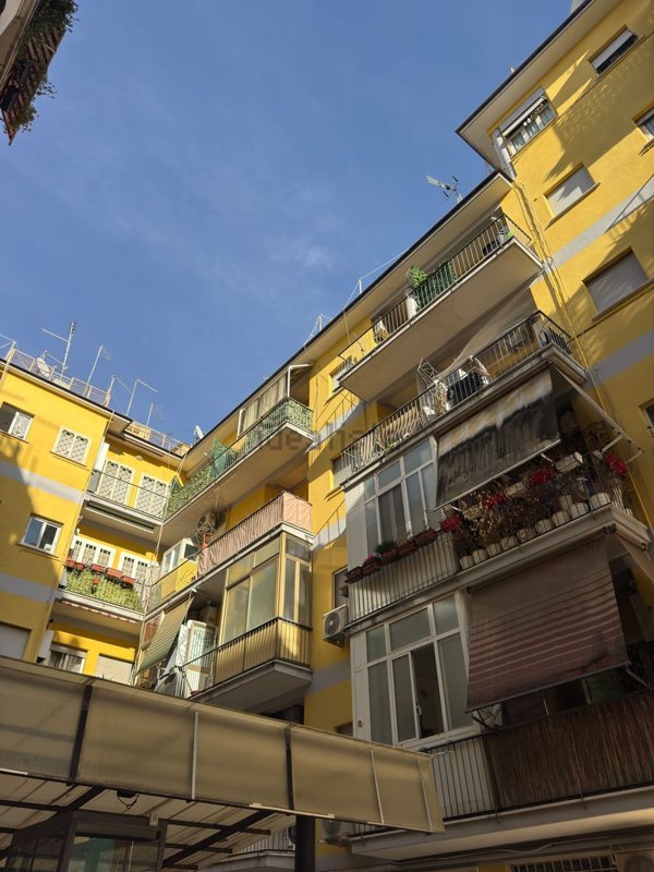 appartamento in vendita a Roma in zona Don Bosco