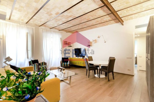 appartamento in vendita a Roma in zona Rione Borgo