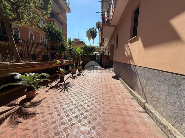 appartamento in vendita a Roma in zona Prenestino-Centocelle