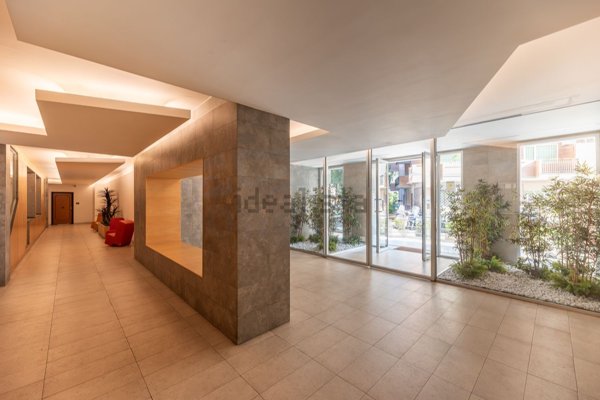 appartamento in vendita a Roma in zona Appio Latino