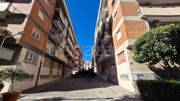 appartamento in vendita a Roma in zona Portuense