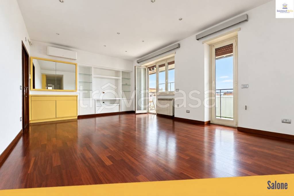 appartamento in vendita a Roma in zona EUR