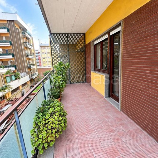 appartamento in vendita a Roma in zona Ostia