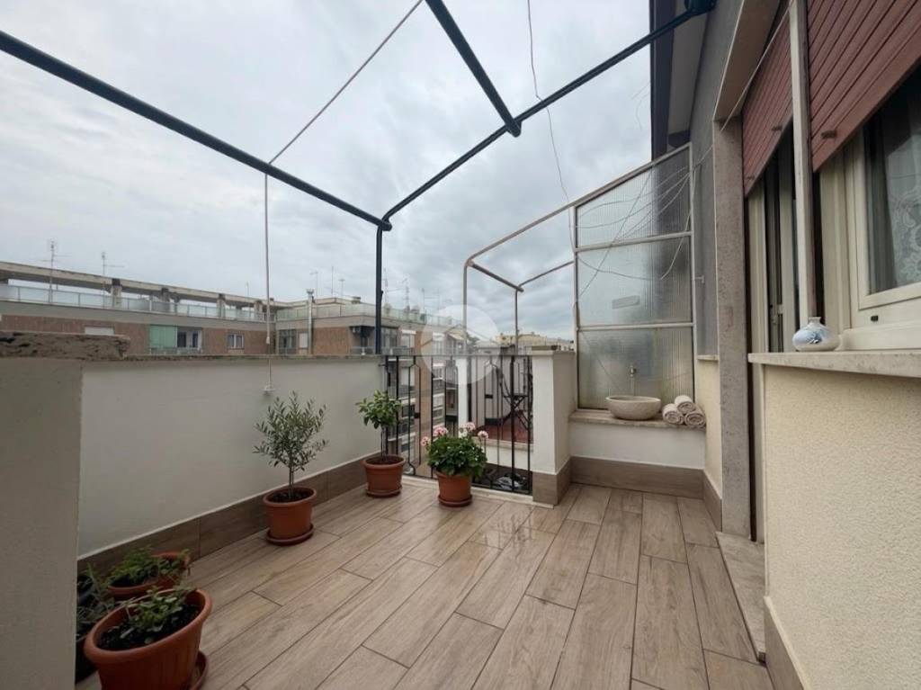 appartamento in vendita a Roma in zona Monte Sacro/Talenti