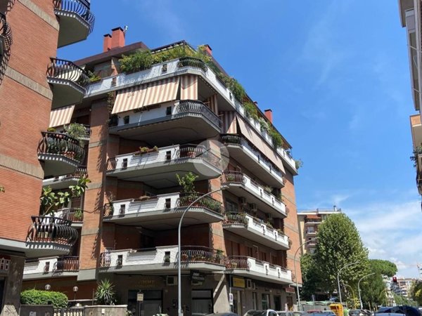 appartamento in vendita a Roma in zona Monte Sacro/Talenti
