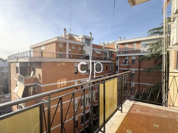appartamento in vendita a Roma in zona Gianicolense