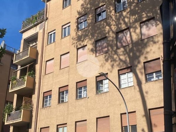 appartamento in vendita a Roma in zona Appio Latino