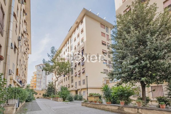 appartamento in vendita a Roma in zona Don Bosco