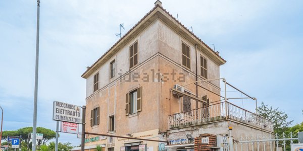 appartamento in vendita a Roma in zona Aurelio