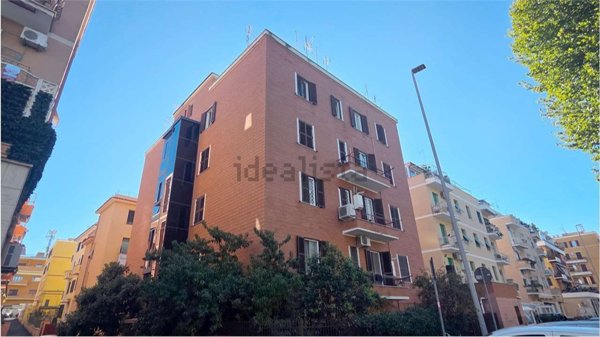 appartamento in vendita a Roma in zona Prenestino-Centocelle
