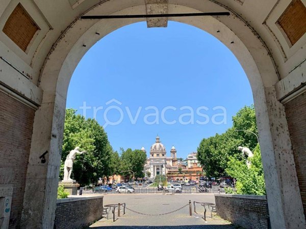 appartamento in vendita a Roma in zona Tor di Quinto