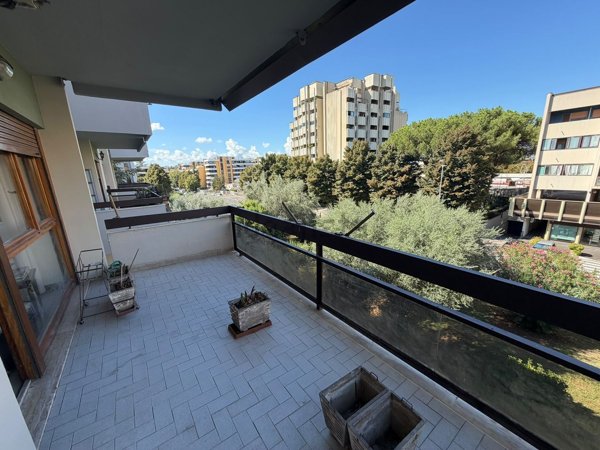 appartamento in vendita a Roma in zona Giuliano Dalmata