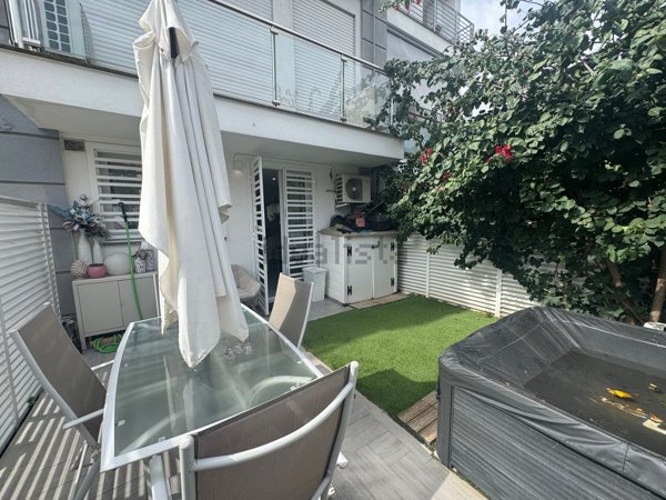 casa indipendente in vendita a Roma in zona Infernetto