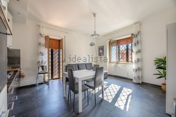 appartamento in vendita a Roma in zona Torre Angela