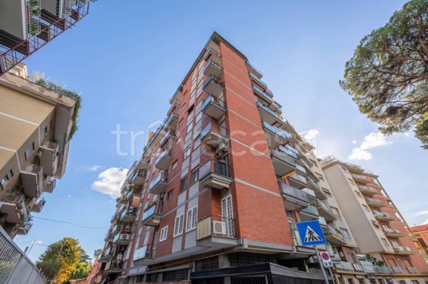 appartamento in vendita a Roma in zona Tuscolano