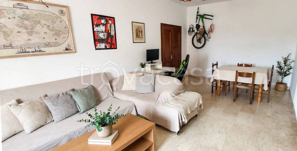 appartamento in vendita a Roma in zona Acilia