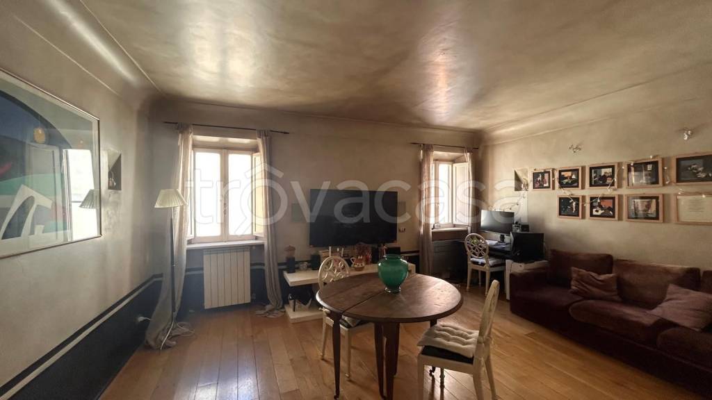 appartamento in vendita a Roma in zona Trastevere