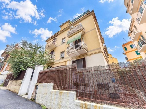 appartamento in vendita a Roma in zona Torre Maura