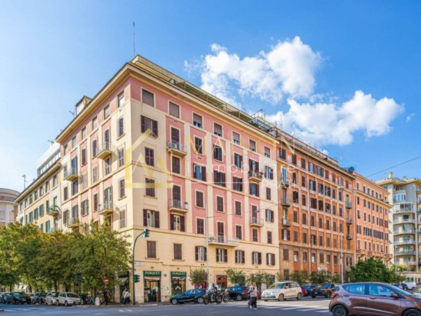 appartamento in vendita a Roma in zona Rione Prati