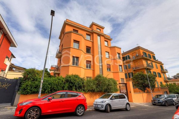 appartamento in vendita a Roma in zona Gianicolense