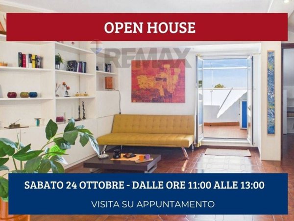 appartamento in vendita a Roma in zona Mostacciano