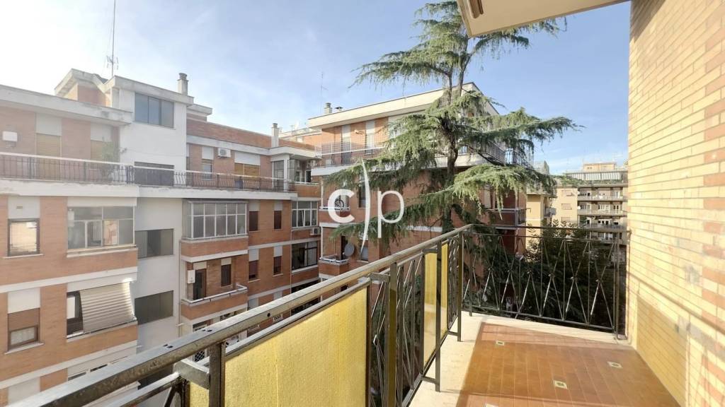 appartamento in vendita a Roma in zona Gianicolense