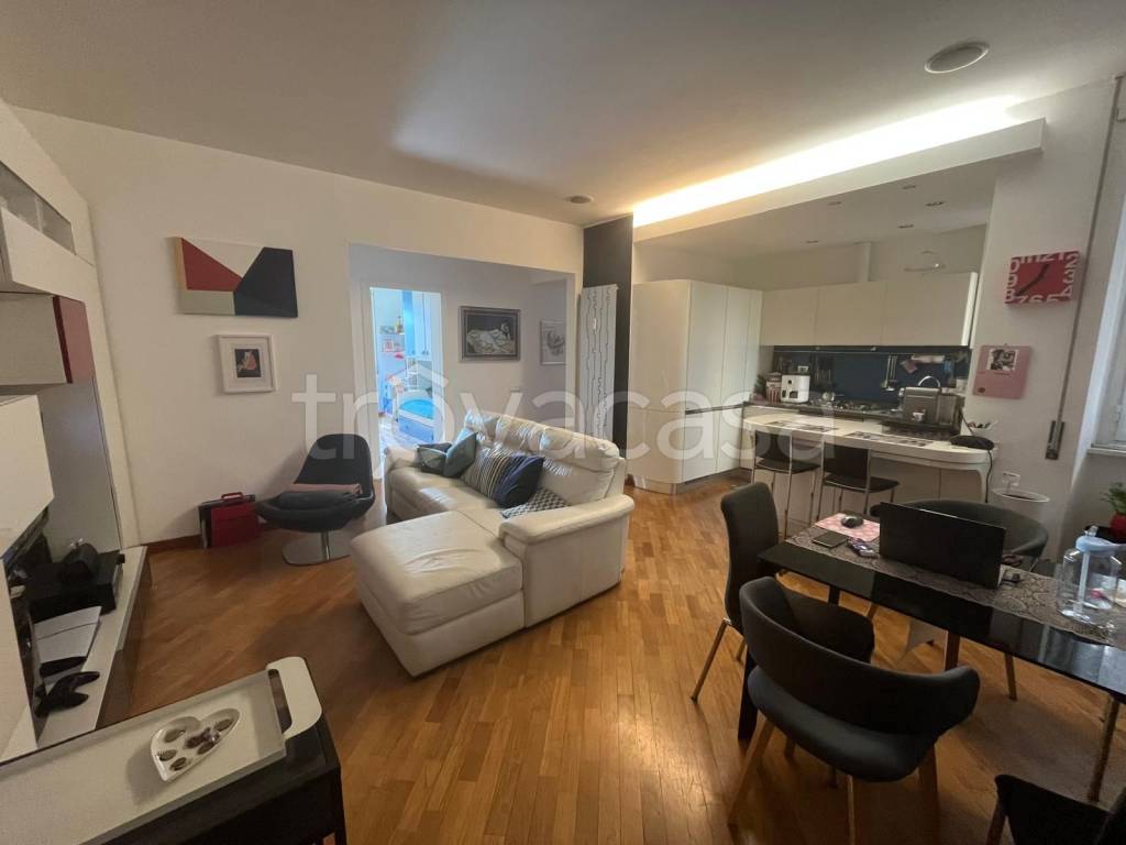 appartamento in vendita a Roma in zona Tuscolano