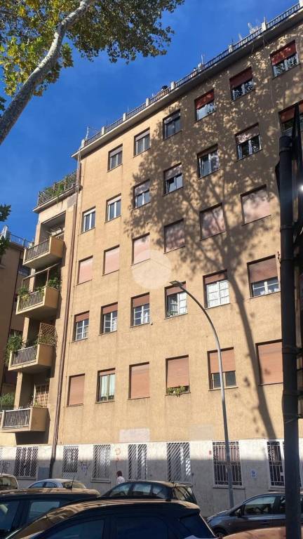 appartamento in vendita a Roma in zona Appio Latino