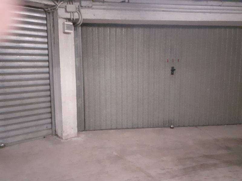 box auto in vendita a Roma in zona Acilia