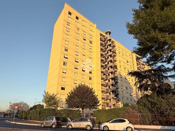 appartamento in vendita a Roma in zona Prenestino-Labicano
