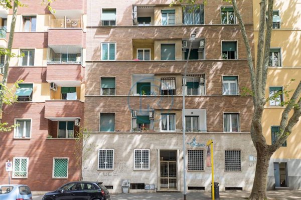 appartamento in vendita a Roma in zona Appio Latino
