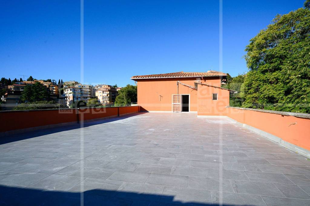 appartamento in vendita a Roma in zona Portuense