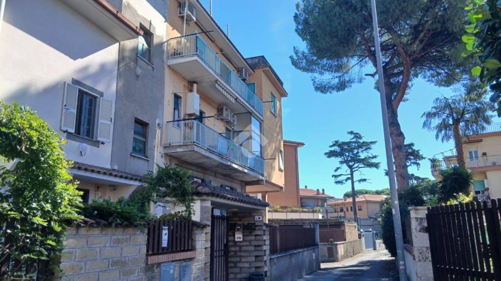 appartamento in vendita a Roma in zona Tor Vergata/Torrenova