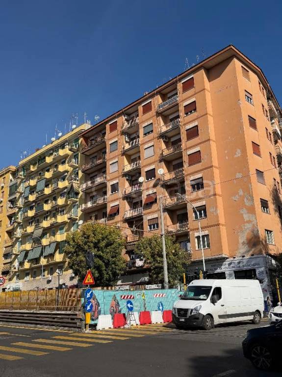 appartamento in vendita a Roma in zona Prenestino-Labicano