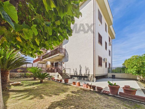 appartamento in vendita a Roma in zona Casal Morena