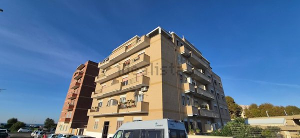 appartamento in vendita a Roma in zona Ostia