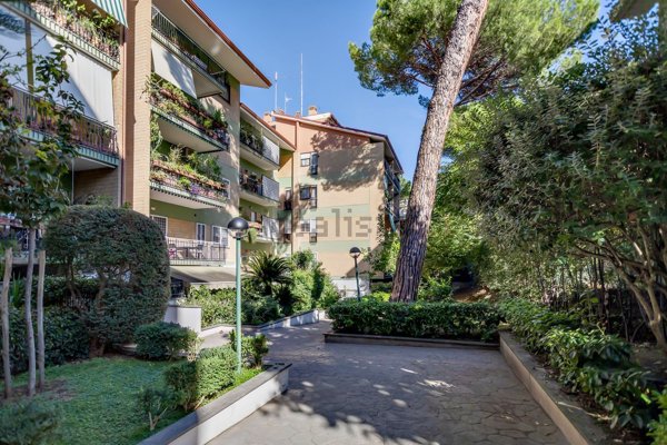 appartamento in vendita a Roma