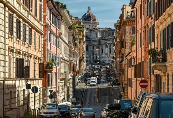 appartamento in vendita a Roma in zona Centro Storico