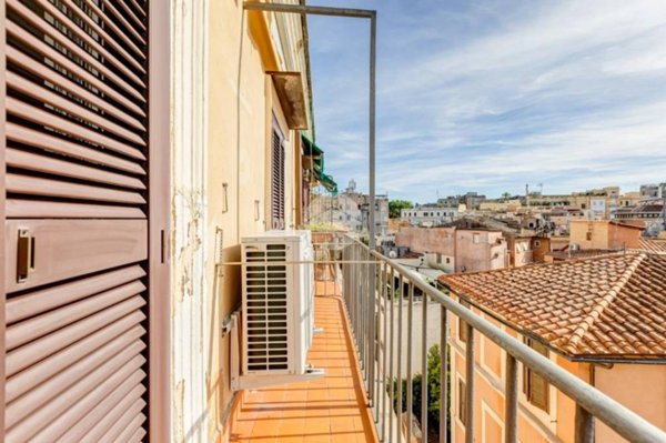 appartamento in vendita a Roma in zona Rione Monti/Campitelli