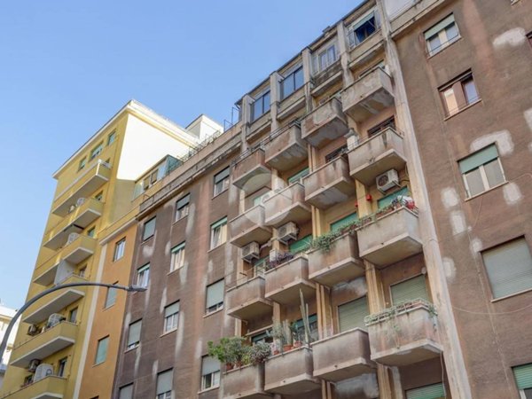 appartamento in vendita a Roma in zona Ostiense