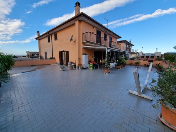 appartamento in vendita a Roma in zona Ottavia