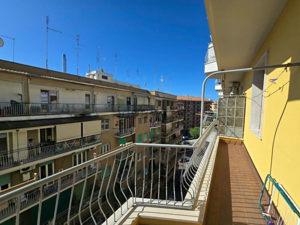 appartamento in vendita a Roma in zona Tuscolano