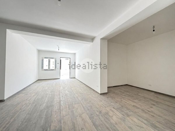 appartamento in vendita a Roma in zona Colle del Sole