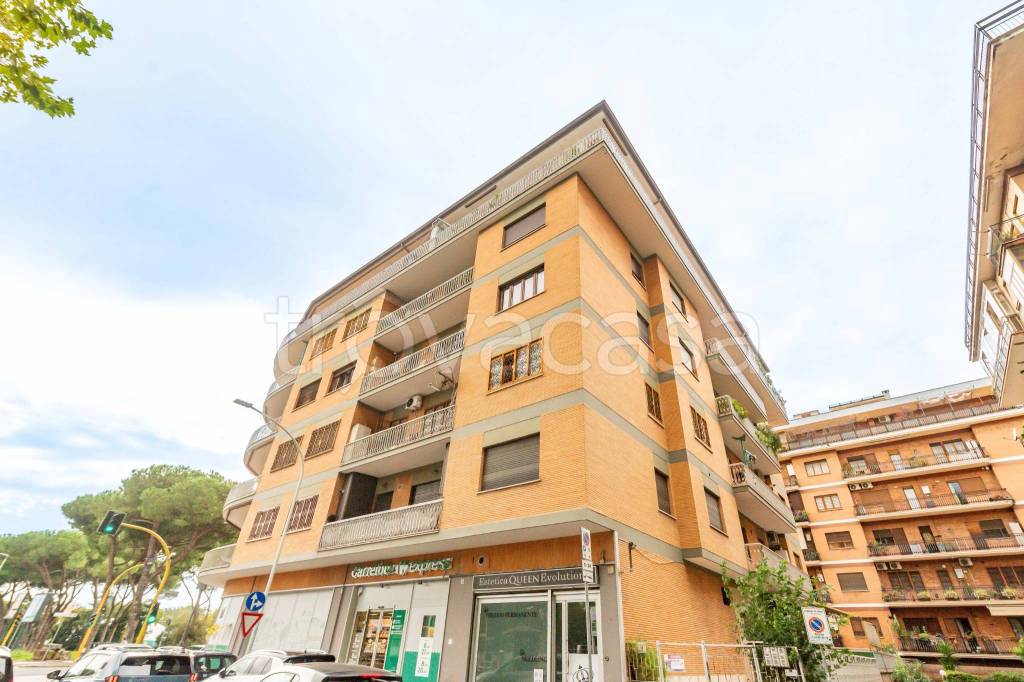 appartamento in vendita a Roma in zona Monte Sacro/Talenti