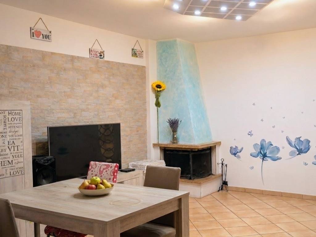 casa indipendente in vendita a Roma in zona Dragona/Bagnoletto