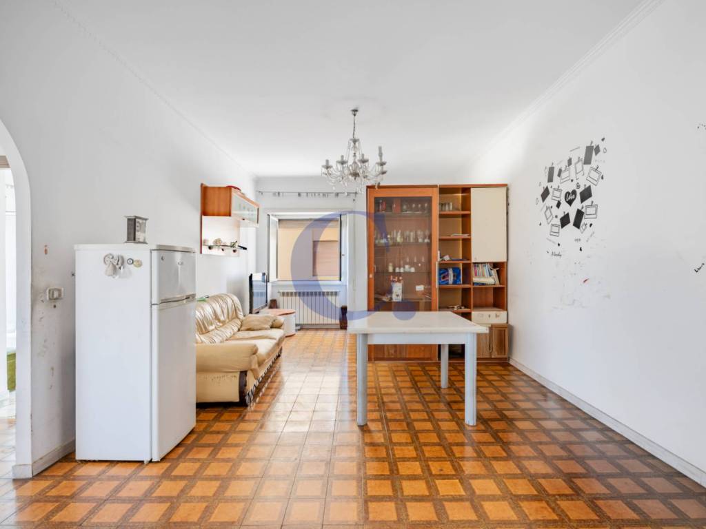 appartamento in vendita a Roma in zona Torre Angela
