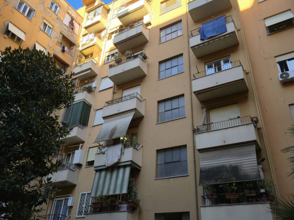 appartamento in vendita a Roma in zona Prenestino-Labicano