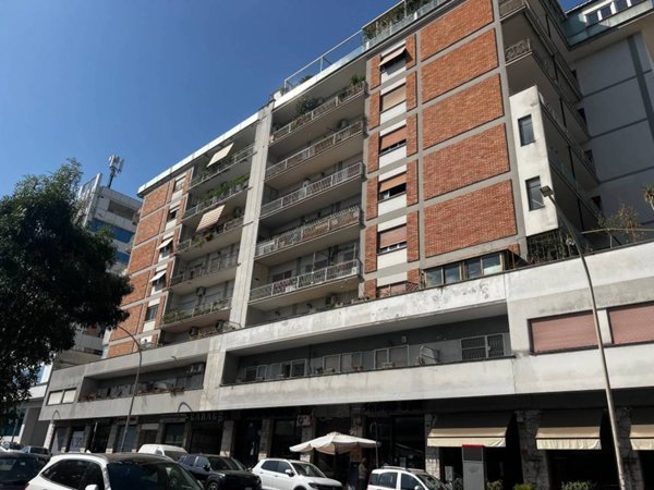 appartamento in vendita a Roma in zona Ostiense
